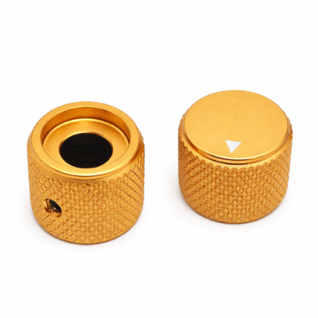 Gałka potencjometru aluminiowa 15,5x15 mm na oś 6 mm złota